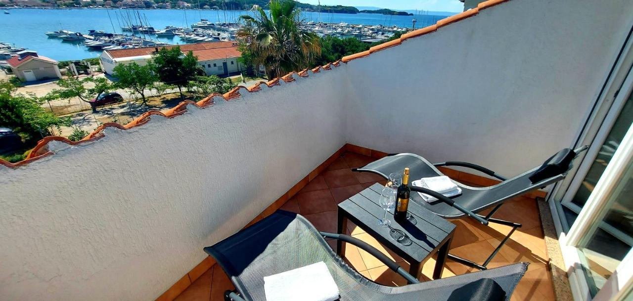 Guest House Galeb2 Supetarska Draga Quarto foto